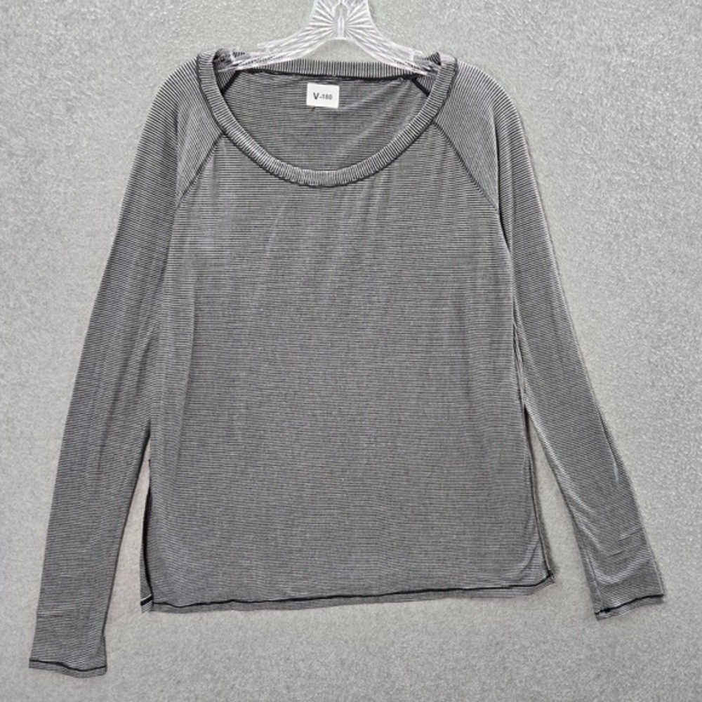 Lululemon Women Activewear Top 12 Gray Striped Shirt Presence Of Mind Pullover